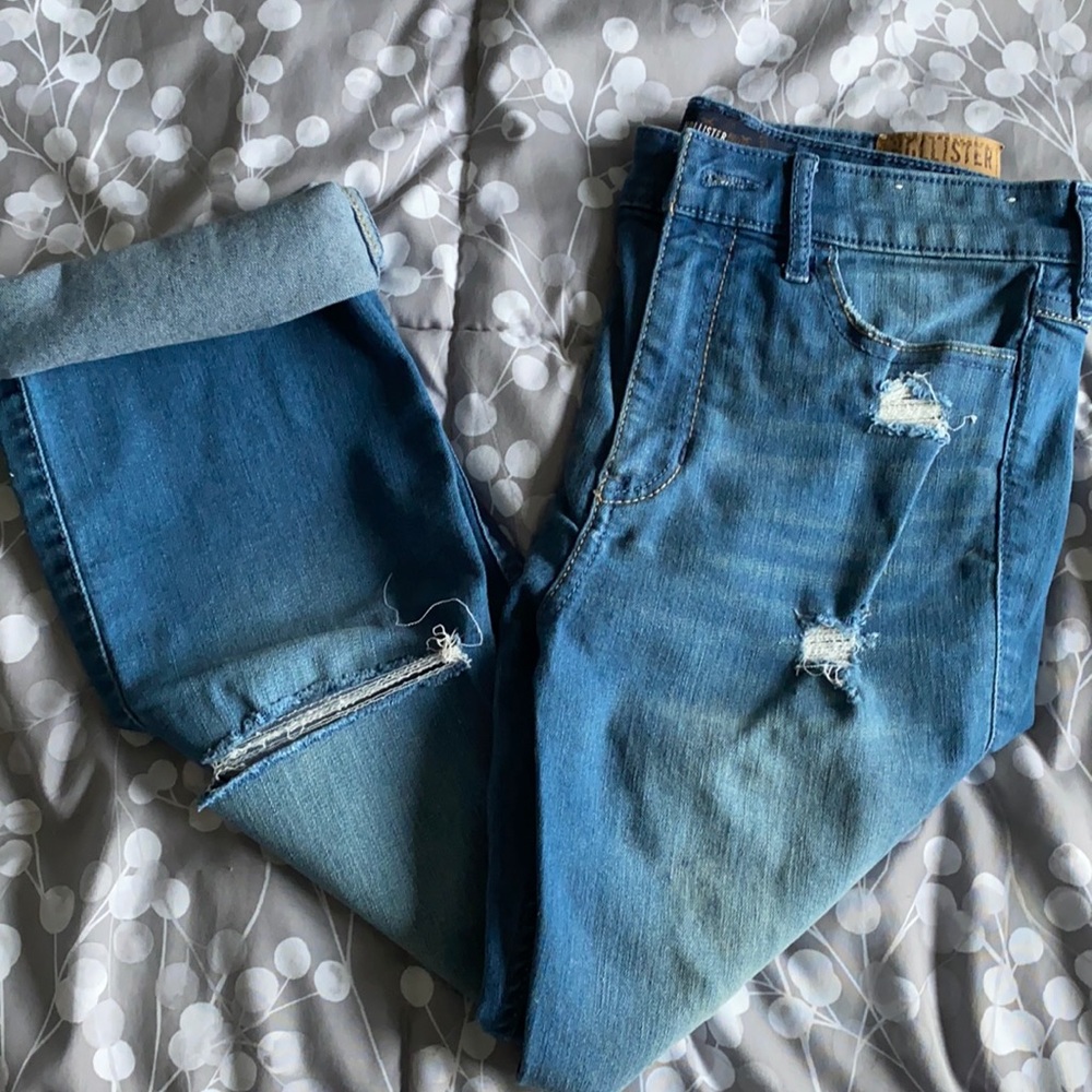 Hollister Cropped Skinny Jeans